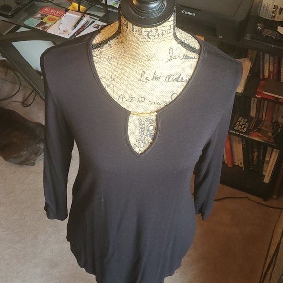 Active USA size Large black tunic top - Picture 2 of 9